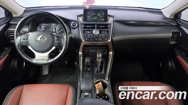 Lexus NX300h Supreme 2017 — фото 7