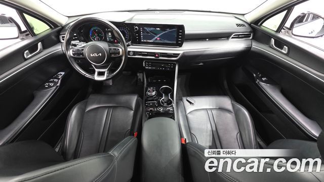 Kia K5 Hybrid (III) Trendy 2023 — фото 7