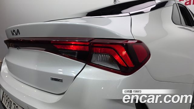 Kia K5 Hybrid (III) Trendy 2023 — фото 23