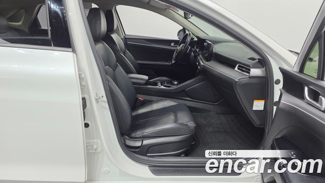 Kia K5 Hybrid (III) Trendy 2023 — фото 26