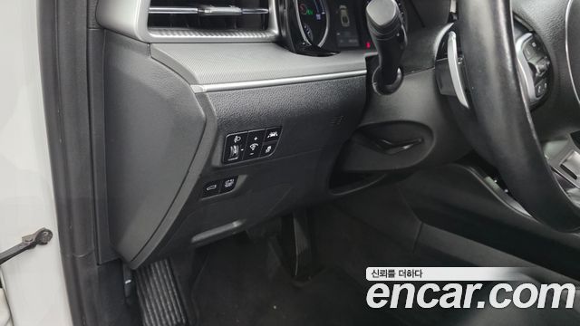 Kia K5 Hybrid (III) Trendy 2023 — фото 27