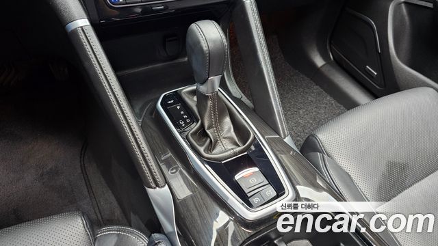 Renault Korea QM6 Diesel 2WD RE Signature 2017 — фото 9