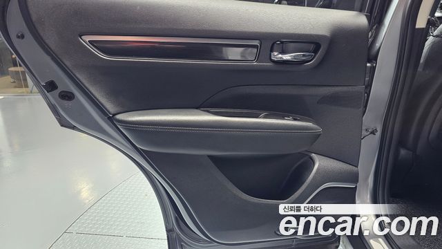 Renault Korea QM6 Diesel 2WD RE Signature 2017 — фото 25