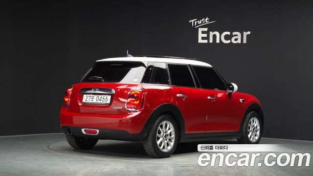 MINI Cooper 5Door HIGH 3rd 2016 — фото 2