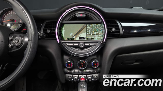 MINI Cooper 5Door HIGH 3rd 2016 — фото 14