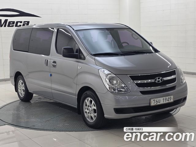 Hyundai Grand Starex 12-Seater Wagon CVX Deluxe 2015 — фото 2