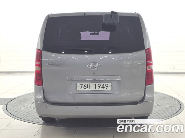 Hyundai Grand Starex 12-Seater Wagon CVX Deluxe 2015 — фото 5