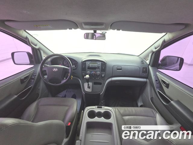 Hyundai Grand Starex 12-Seater Wagon CVX Deluxe 2015 — фото 9