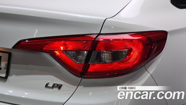 Hyundai Sonata (LF) LPI Smart 2017 — фото 23