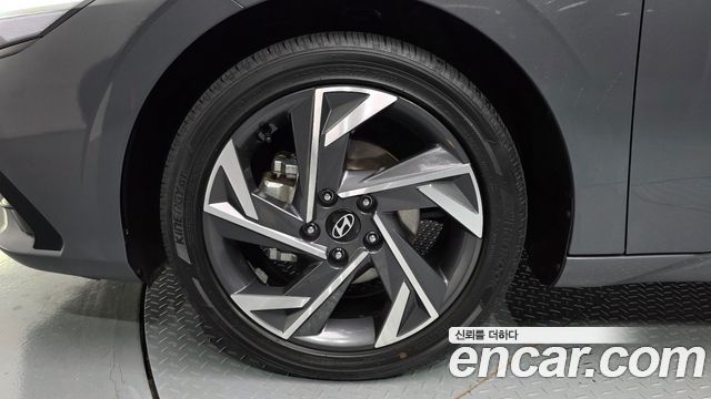 Hyundai Avante (CN7) 1.6 Inspiration 2024 — фото 5