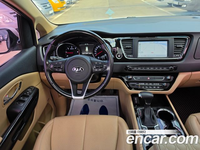 Kia Carnival 7-Seater Limousine President 2019 — фото 9