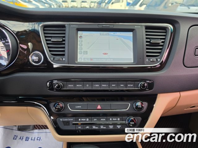Kia Carnival 7-Seater Limousine President 2019 — фото 20