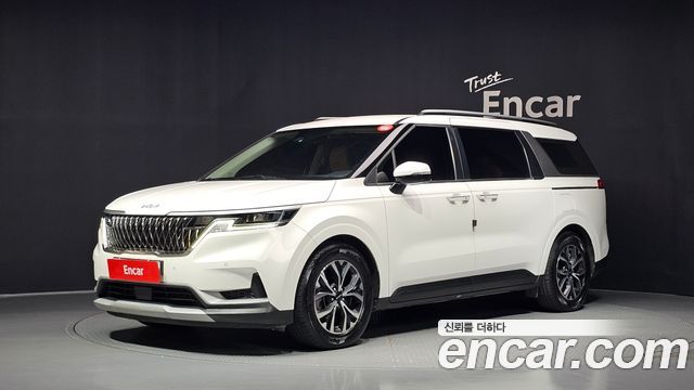 Kia Carnival (IV) Gasoline 9-Seater Prestige 2023 — фото 1