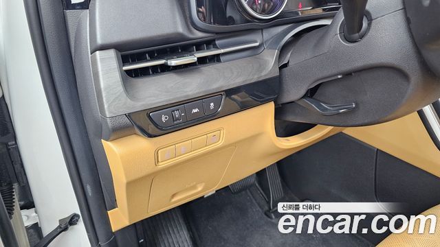 Kia Carnival (IV) Gasoline 9-Seater Prestige 2023 — фото 24