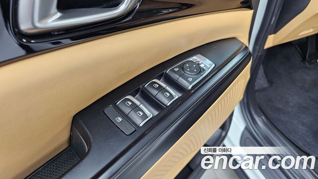 Kia Carnival (IV) Gasoline 9-Seater Prestige 2023 — фото 34