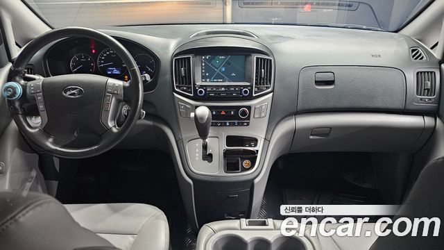 Hyundai Grand Starex 3-Seater VAN Modern 2018 — фото 7