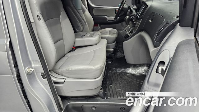 Hyundai Grand Starex 3-Seater VAN Modern 2018 — фото 11