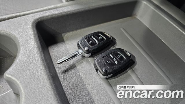 Hyundai Grand Starex 3-Seater VAN Modern 2018 — фото 15
