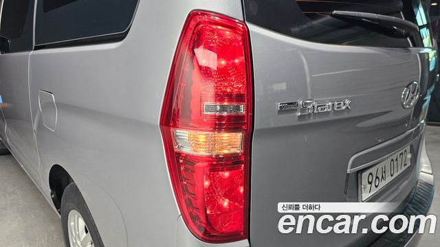 Hyundai Grand Starex 3-Seater VAN Modern 2018 — фото 23