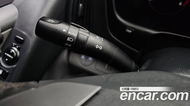Hyundai Grand Starex 3-Seater VAN Modern 2018 — фото 29