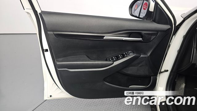 Kia Seltos Gasoline 2.0 2WD Trendy 2023 — фото 24