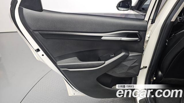 Kia Seltos Gasoline 2.0 2WD Trendy 2023 — фото 25