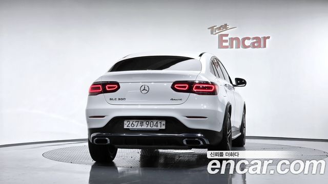 Mercedes-Benz GLC-Class (X253) GCL300 4MATIC Coupe 2020 — фото 4