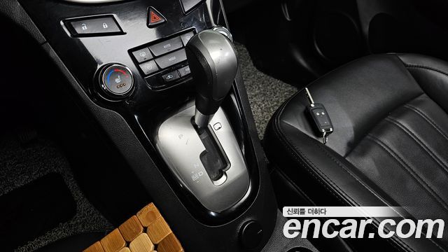 Chevrolet Orlando 2.0 Diesel LTZ Premium 2014 — фото 9