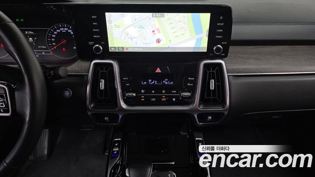 Kia Sorento (IV) Diesel 2.2 2WD Prestige 2023 — фото 12