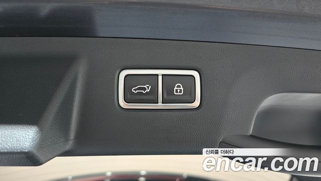 Kia Sorento (IV) Diesel 2.2 2WD Prestige 2023 — фото 16