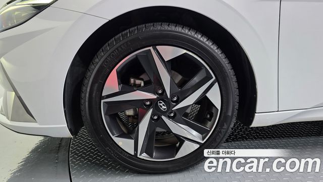 Hyundai Avante Hybrid (CN7) Inspiration 2023 — фото 5