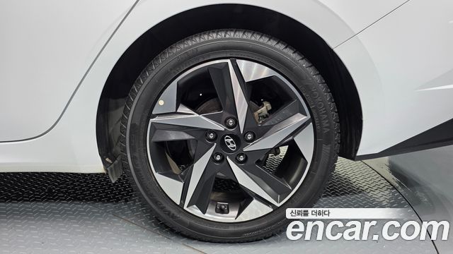Hyundai Avante Hybrid (CN7) Inspiration 2023 — фото 21