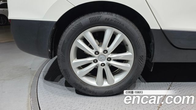 Hyundai Tucson ix Diesel 2WD LX20 Smart-Pack 2013 — фото 5