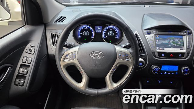 Hyundai Tucson ix Diesel 2WD LX20 Smart-Pack 2013 — фото 13