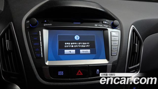 Hyundai Tucson ix Diesel 2WD LX20 Smart-Pack 2013 — фото 15