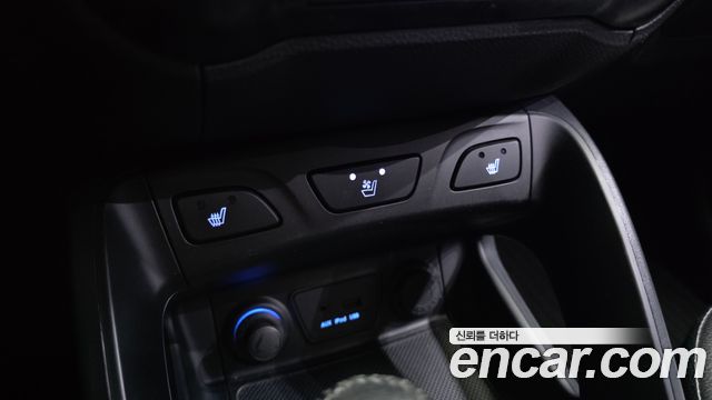 Hyundai Tucson ix Diesel 2WD LX20 Smart-Pack 2013 — фото 18