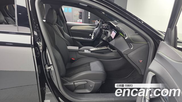Peugeot 308 (III) 1.2 Hybrid GT 2025 — фото 15