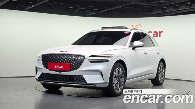 Genesis Electrified (GV70) e-AWD