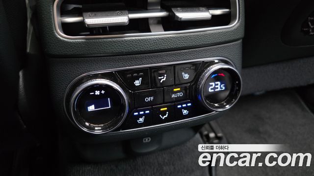 Genesis Electrified (GV70) e-AWD 2022 — фото 19