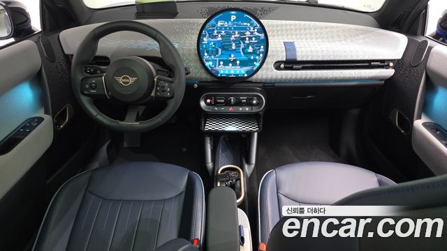 MINI Cooper Electric (IV) SE Favoured 2024 — фото 7