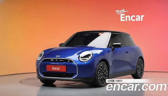 MINI Cooper Electric (IV) SE Favoured