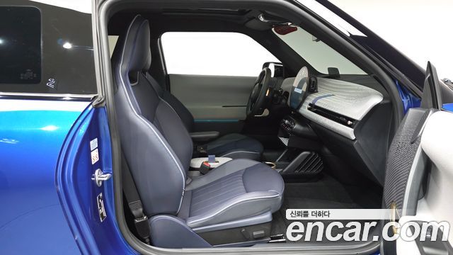 MINI Cooper Electric (IV) SE Favoured 2024 — фото 26
