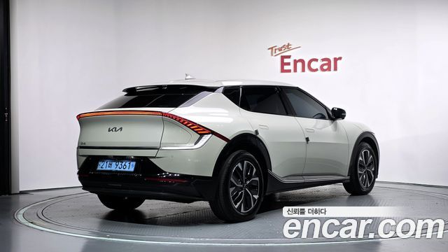 Kia EV6 Standard Earth 2023 — фото 2