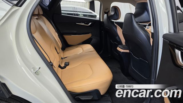 Kia EV6 Standard Earth 2023 — фото 11