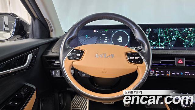 Kia EV6 Standard Earth 2023 — фото 12