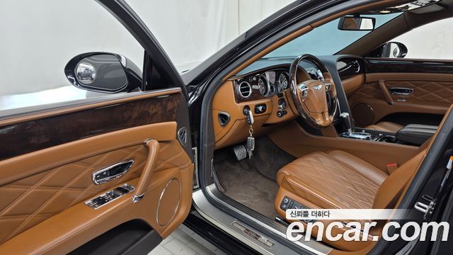 Bentley Flying Spur (II) 6.0 2015 — фото 10