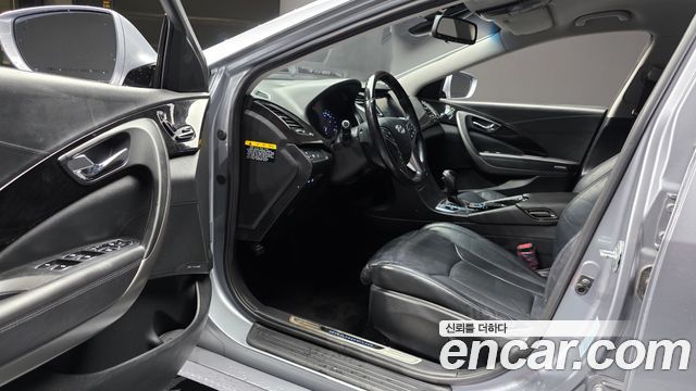 Hyundai Grandeur (HG) HG240 Modern 2015 — фото 10