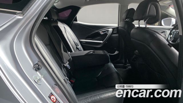 Hyundai Grandeur (HG) HG240 Modern 2015 — фото 11