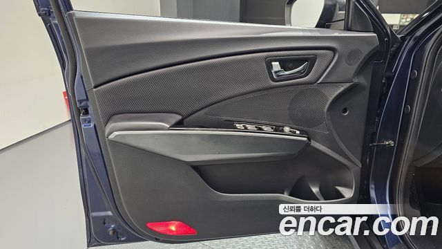 KG Mobility (SsangYong) Tivoli Armor VX 2WD 2018 — фото 24