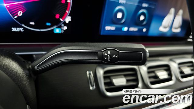 Mercedes-Benz GLS-Class (X167) GLS450d 4MATIC 2024 — фото 9